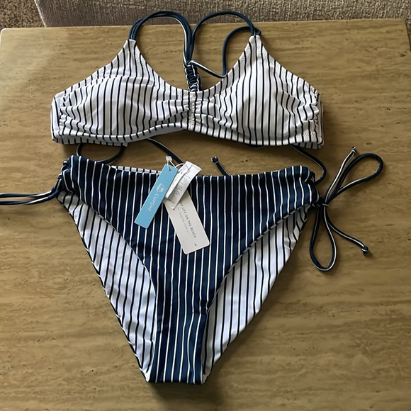 Cupshe two piece size L - Picture 4 of 9